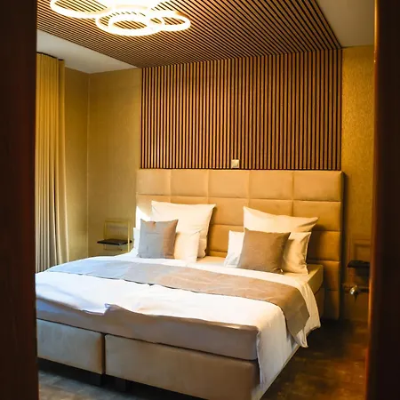Spalter Einser - Luxury &